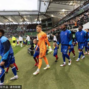 切尔西年度最佳球员揭晓：科尔·帕尔默力挺‘机器’莫伊塞斯·凯塞多