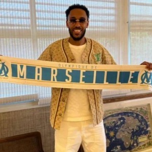 1夜6大转会！蓝军敲定铁卫，奥巴梅扬重返法甲，土超迎3大新援